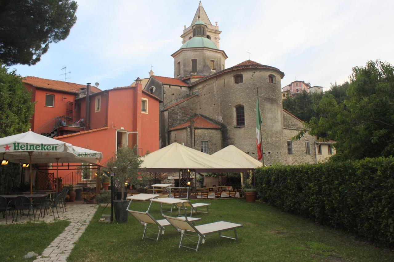 阿尔贝戈修道院酒店 韦扎诺利古勒 外观 照片